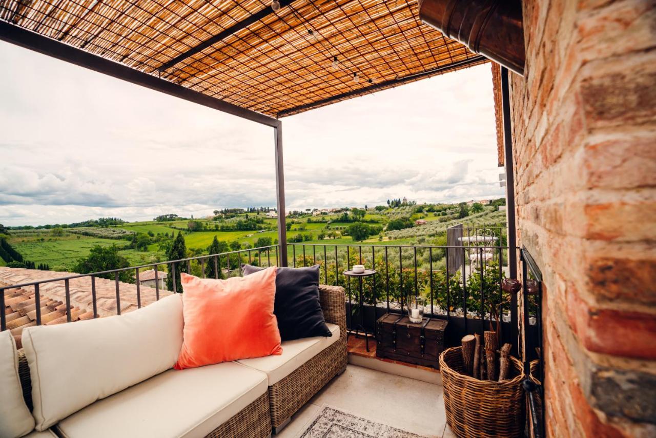 Borgo 69 Villas & Suites Фояно-делла-Кьяна Экстерьер фото